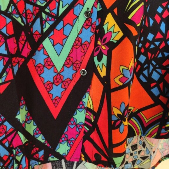 Big Dart Long Sleeve Button Down Blouse in 90s Graphic Design, Sz Large, NWT - Picture 11 of 15
